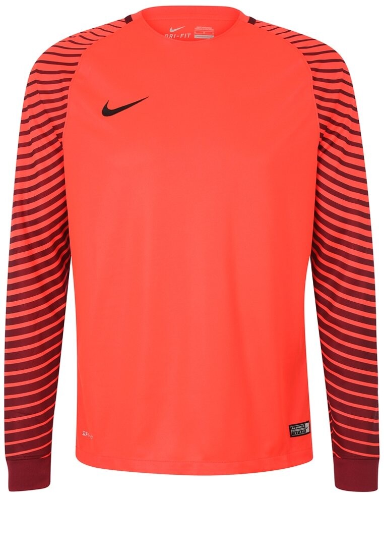 

Спортивная футболка Nike
