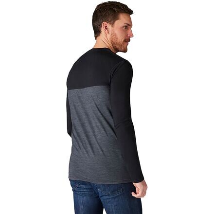 

Рубашка Henley с длинными рукавами Merino Sport 150 мужская Smartwool, цвет Black/Charcoal Heather