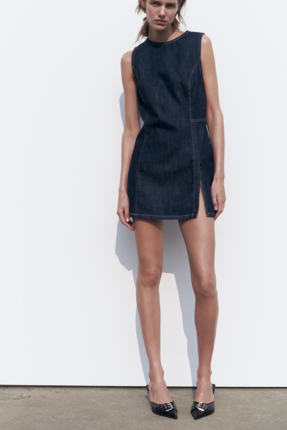 

Джинсовое платье trf ZARA, темный индиго
