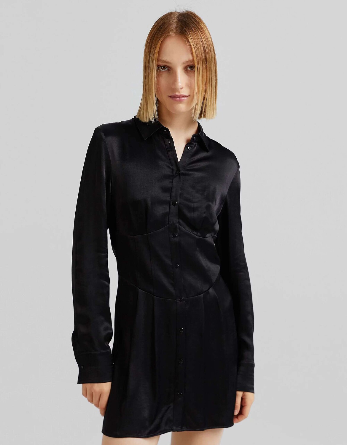 

Черное атласное платье-рубашка с корсетом Bershka, Черный