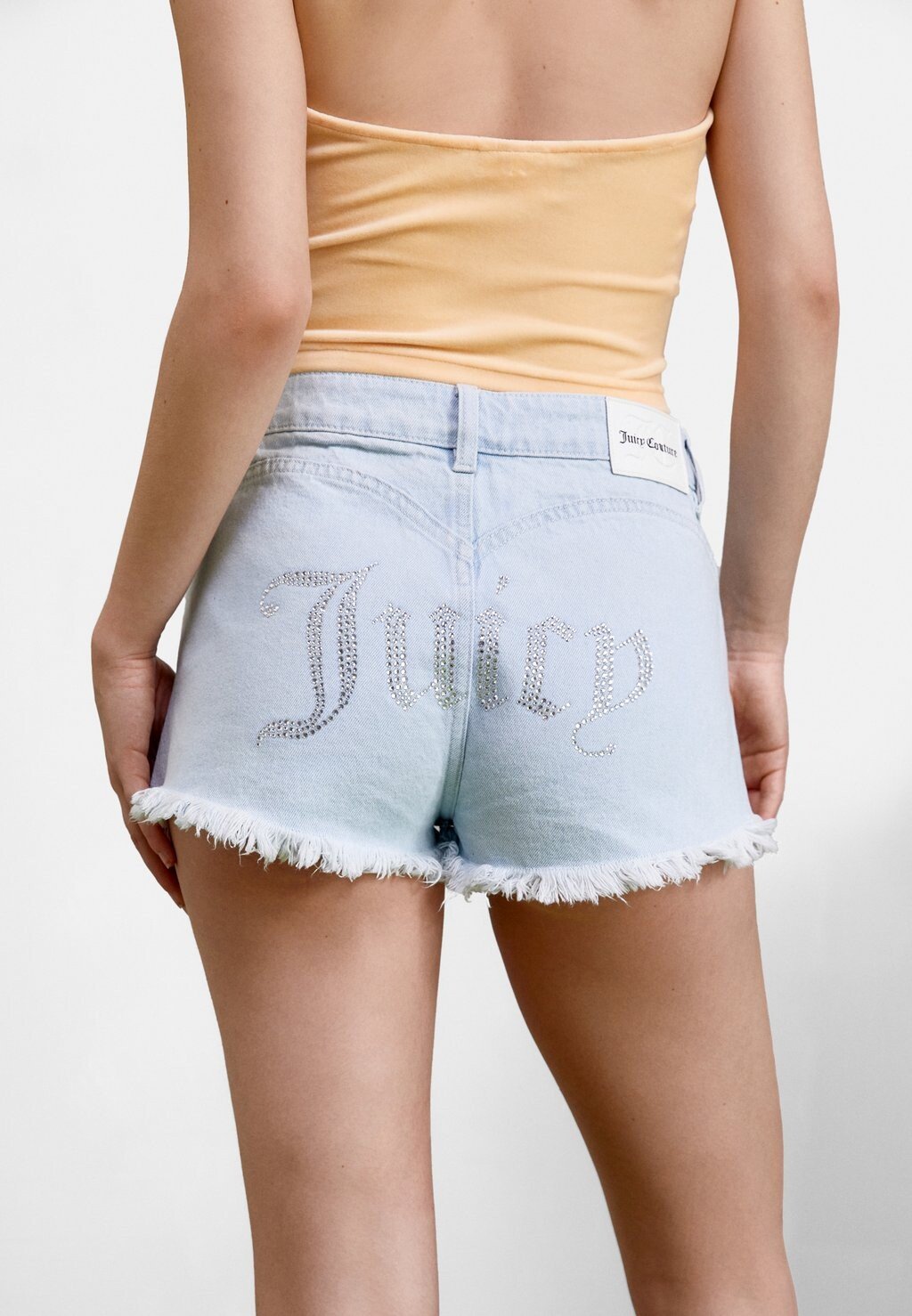 

Джинсовые шорты Juicy Couture