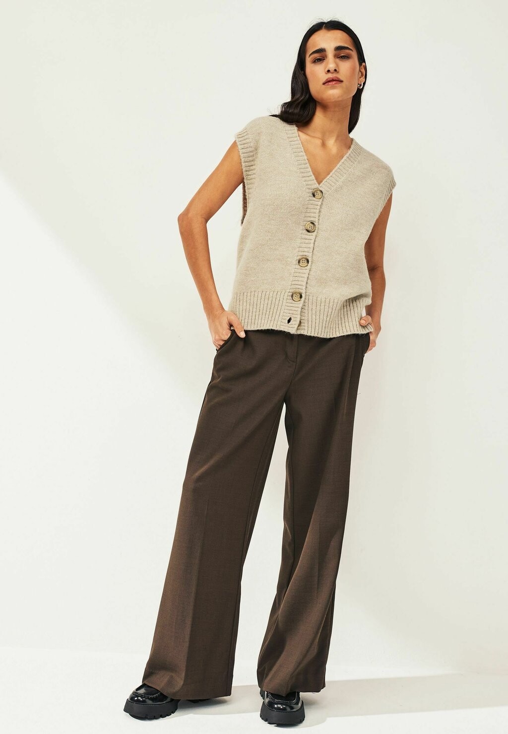 

Кардиган Button Front Tank Regular Fit Next, коричневый