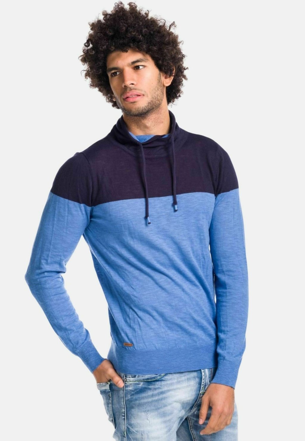 Вязаный свитер Koroshi, цвет azul blue