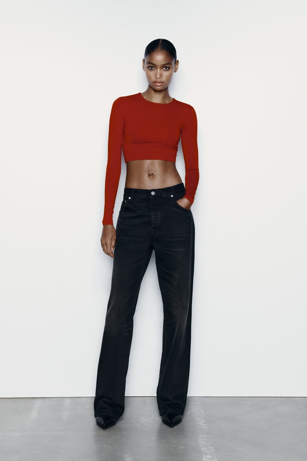 

Укороченная футболка из полиамида ZARA, красный