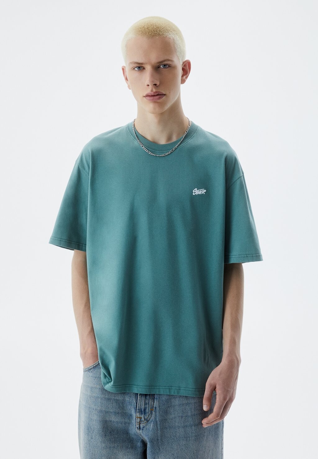 

Базовая футболка With Stwd Logo PULL&BEAR, зеленый