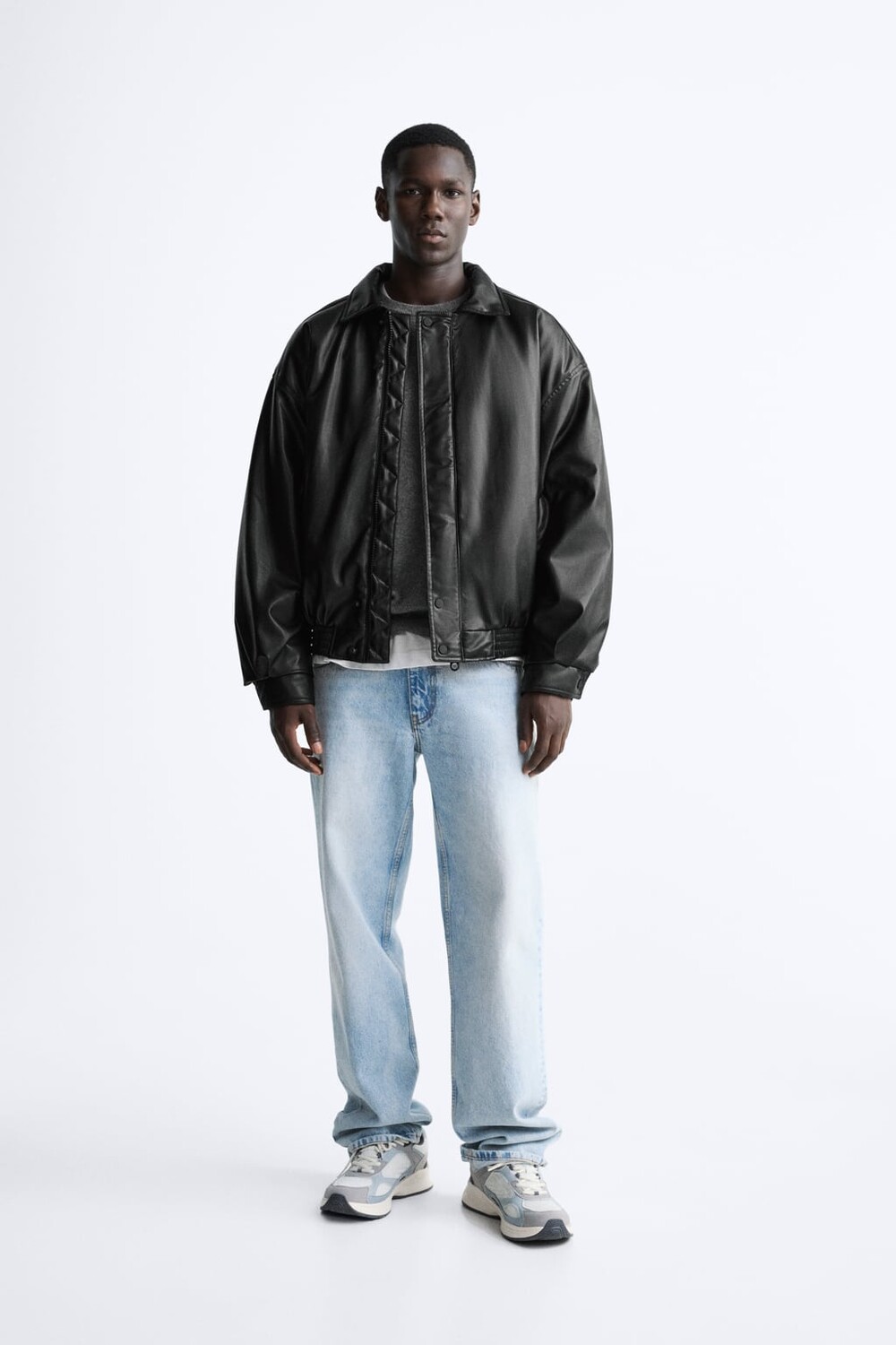 

Пуховик из искусственной кожи ZARA, черный