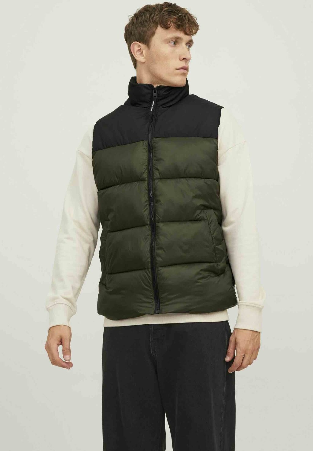 

Жилет Jack & Jones ETOBY COLLAR SN, цвет rosin