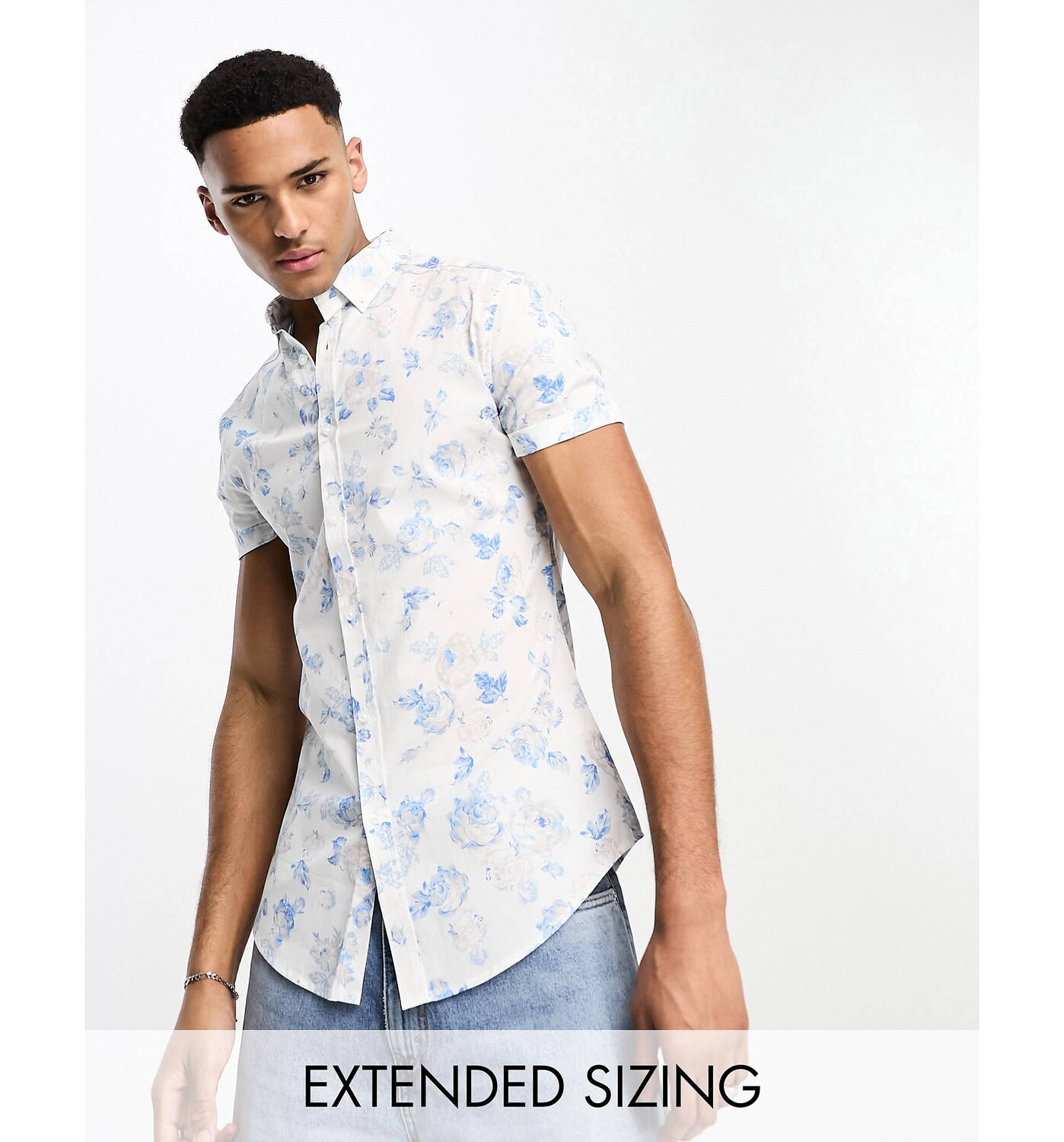 

Бело-синяя рубашка скинни стрейч с цветочным принтом ASOS DESIGN