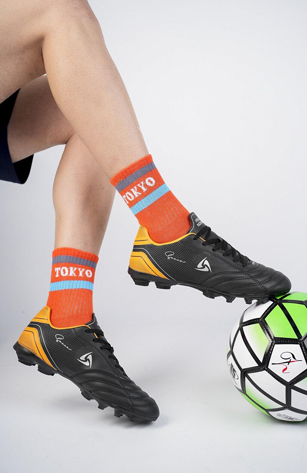 Футбольная спортивная обувь унисекс Rust Crampon Astroturf Muggo, черно-оранжевый gigant 2т t83502 черно оранжевый