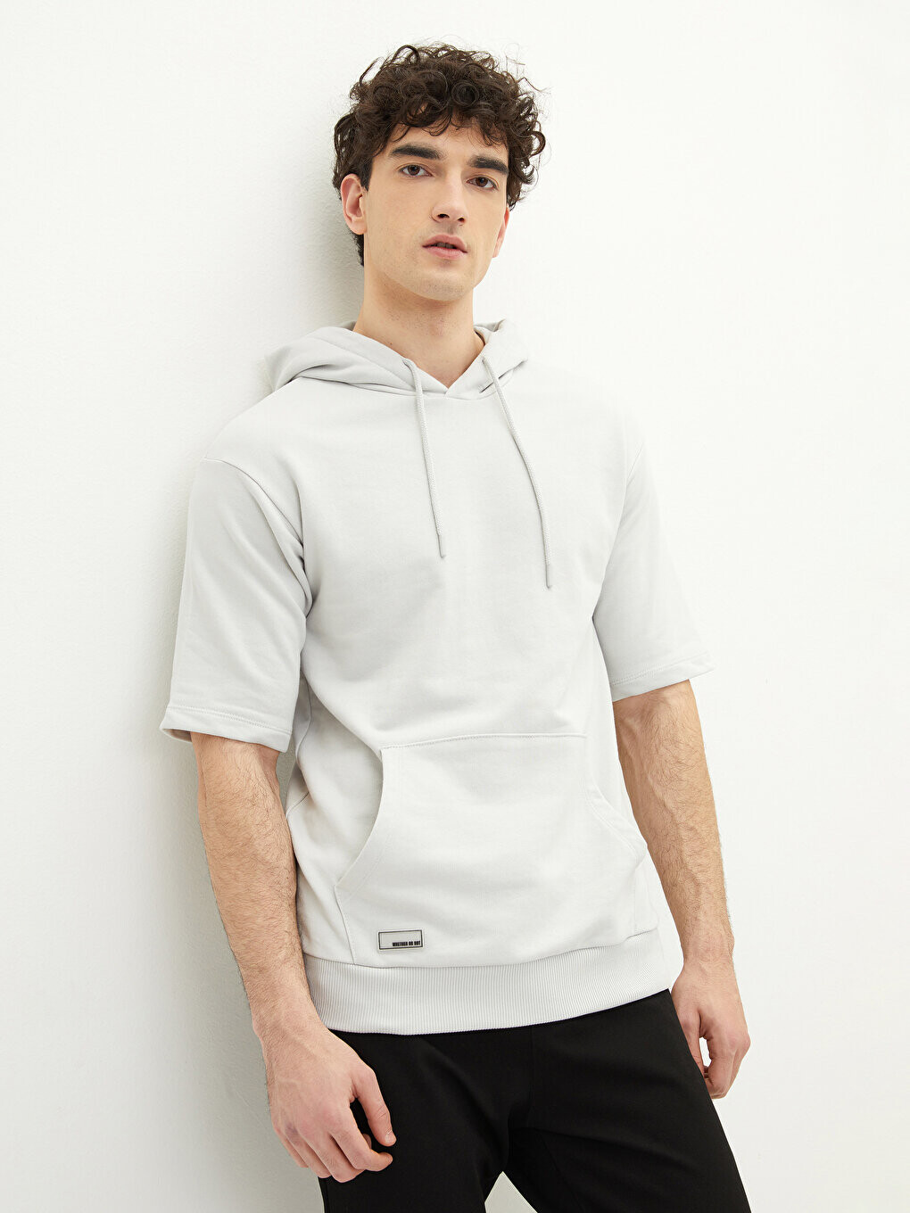 

Мужская толстовка с коротким рукавом LCW Casual, светло-серый