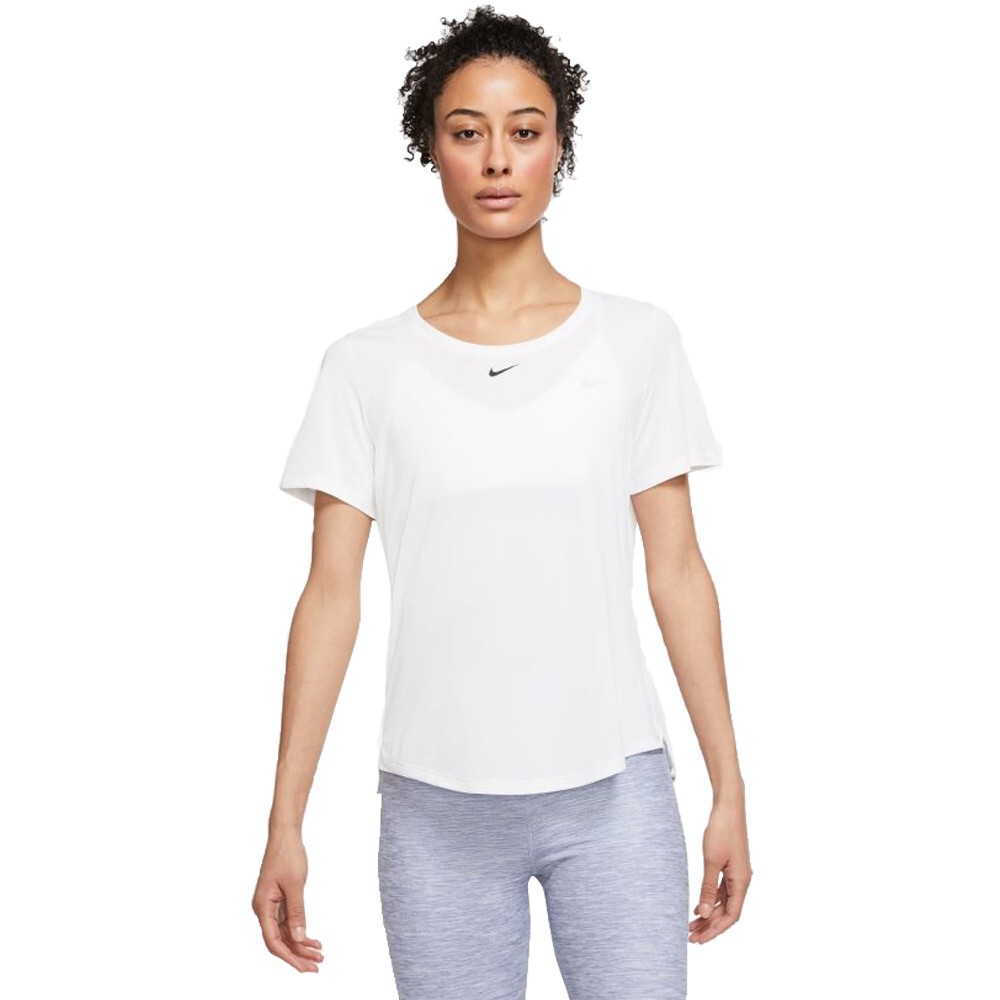 

Спортивная футболка Nike Dri-FIT One Standard Fit, белый