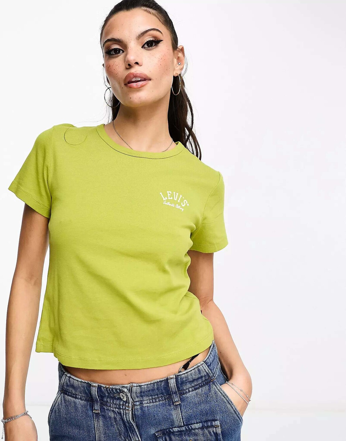 

Лаймово-зеленая футболка с графическим логотипом Levi's, Зеленый