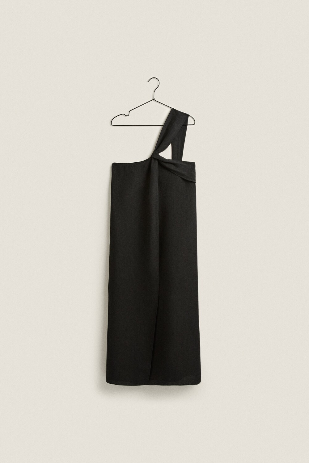 

Льняное платье с узлом Zara, черный