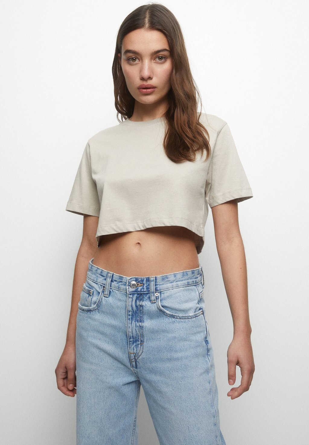 

Базовая футболка PULL&BEAR, бежевый