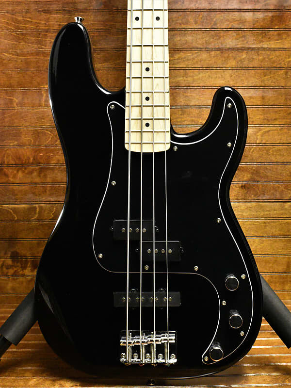 

Басс гитара Squier Affinity Precision Bass PJ, Maple Fretboard, Black