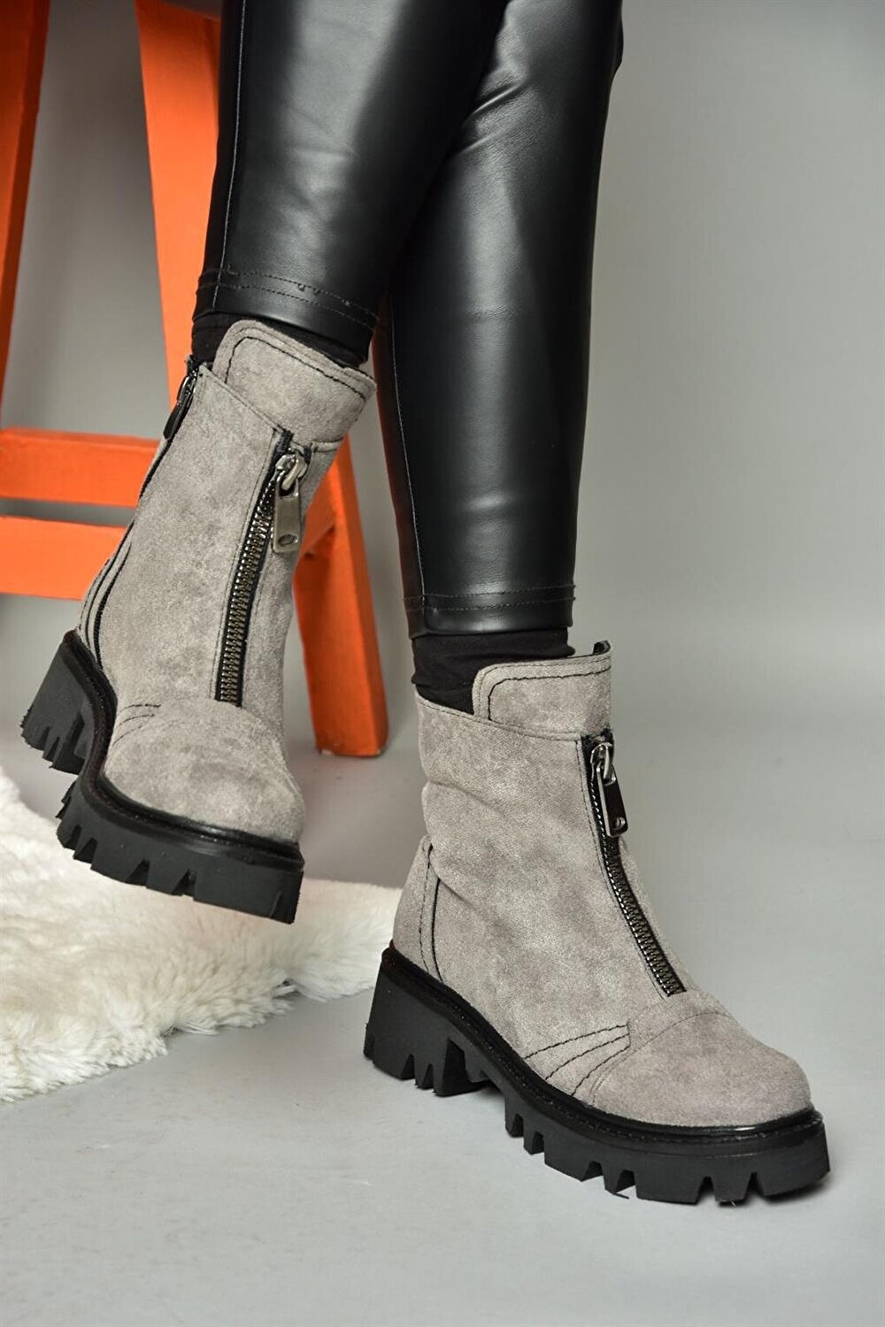 

R7845512 Серые женские ботинки Fox Shoes