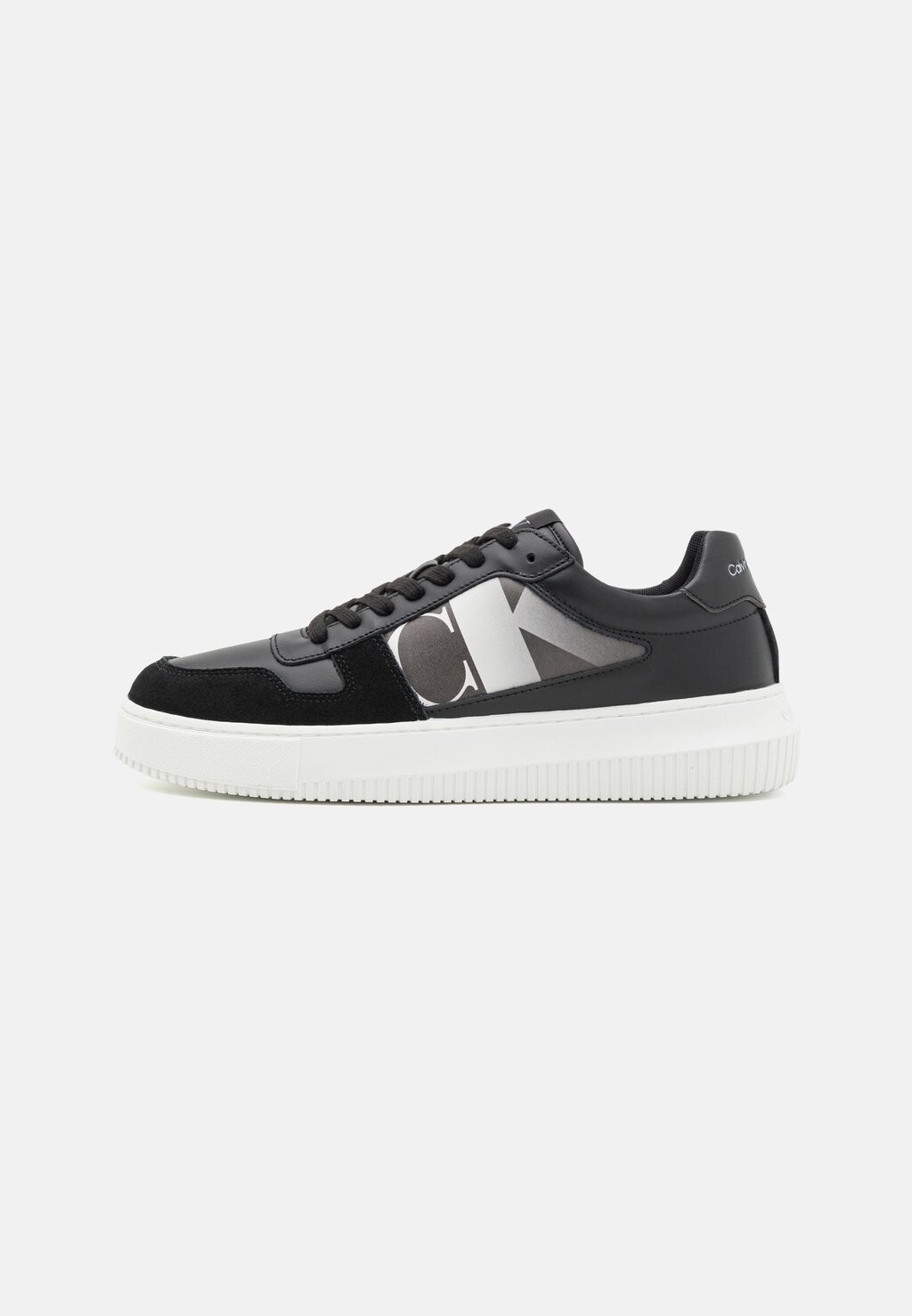 

Кроссовки Calvin Klein Jeans CHUNKY CUP LACE UP, цвет black/bright white