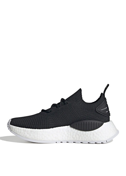 

Бежевая женская повседневная обувь Adidas