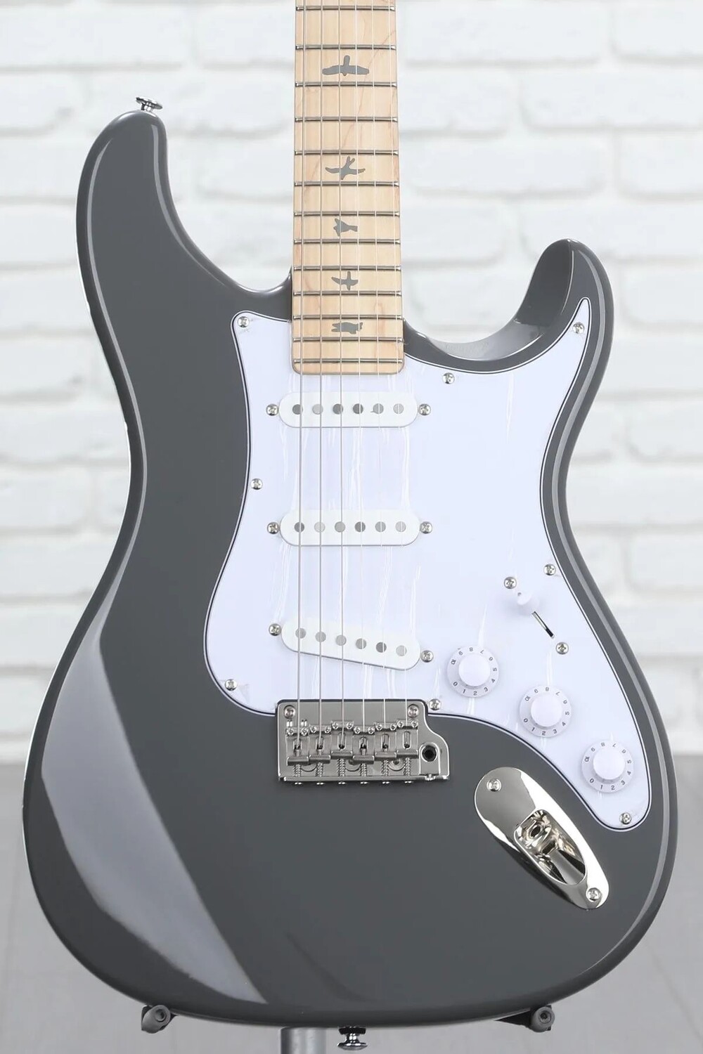 

Электрогитара PRS SE Silver Sky — Overland Grey, с кленовой накладкой грифа
