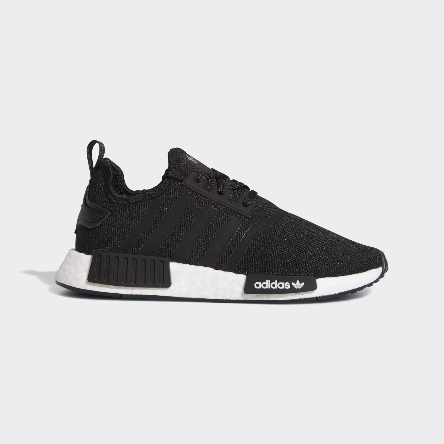 

NMD_R1 Изысканные Кроссовки Adidas, цвет Core Black/Core Black/Cloud White