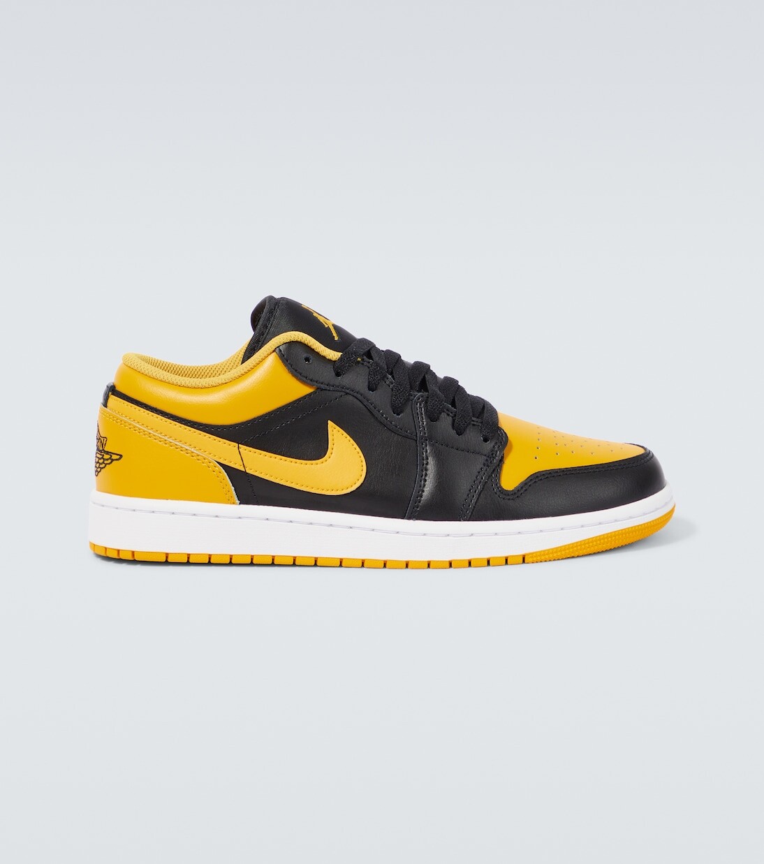 

Кроссовки Air Jordan 1 Low Nike, черный