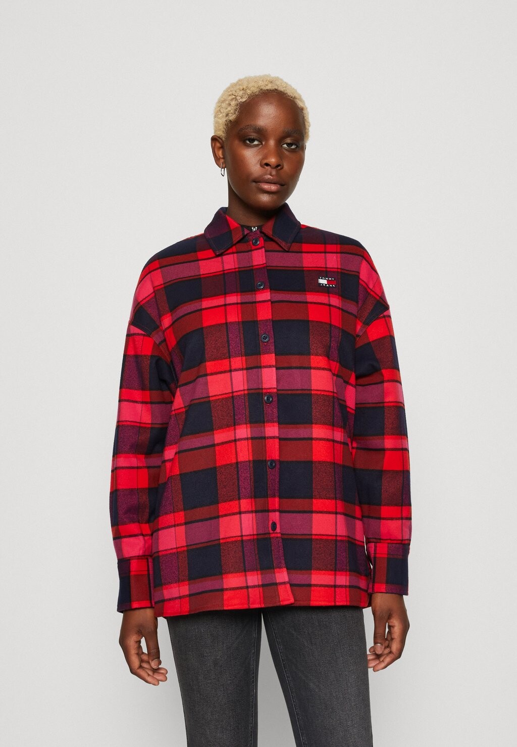 

Легкая куртка Tommy Jeans, красный