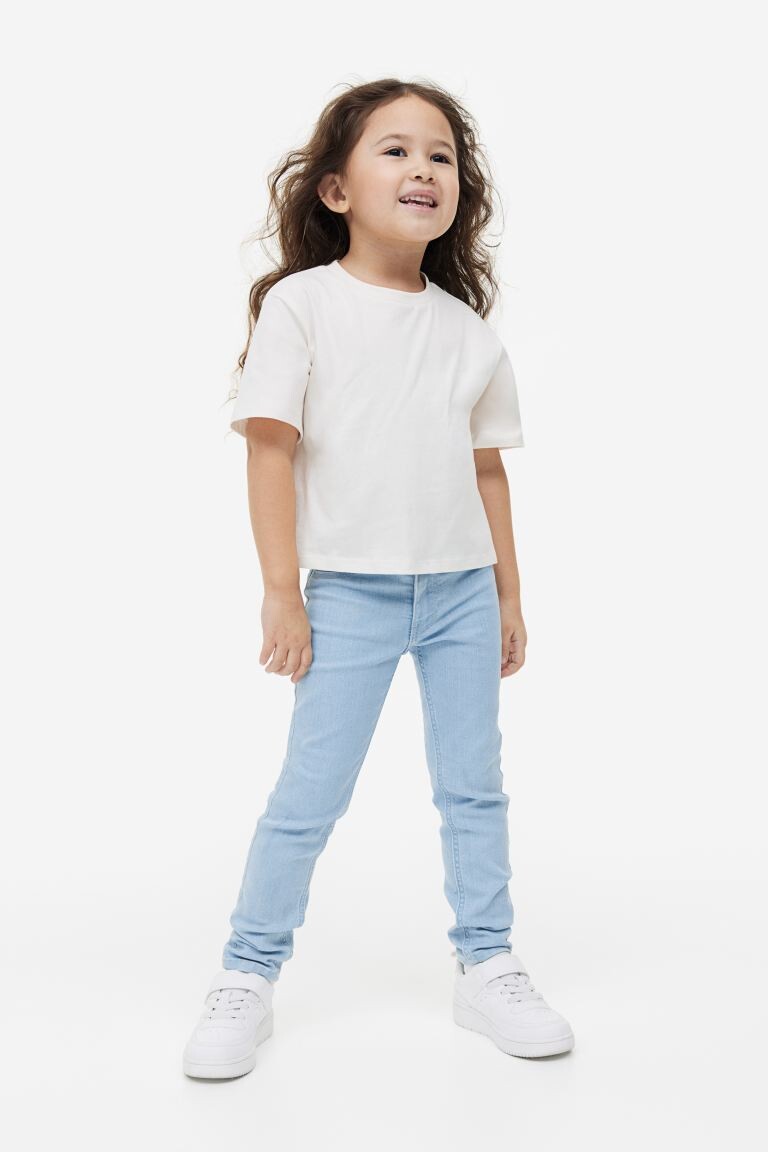 

Комплект из 2 джинсов скинни H&M