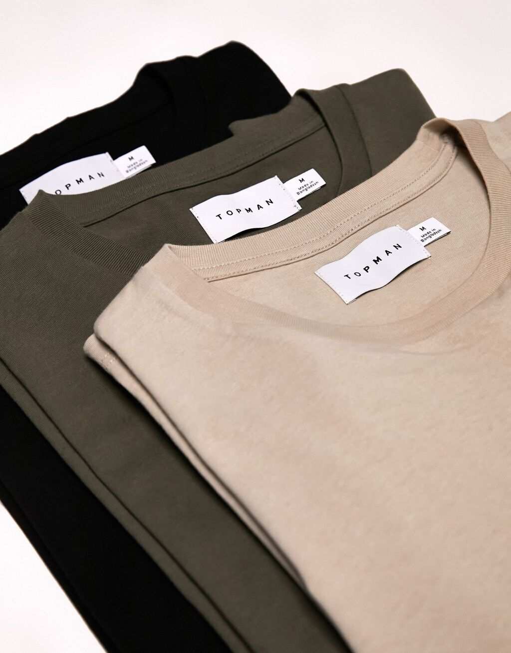 

Комплект из трех классических футболок Topman черного, каменного и хаки цвета