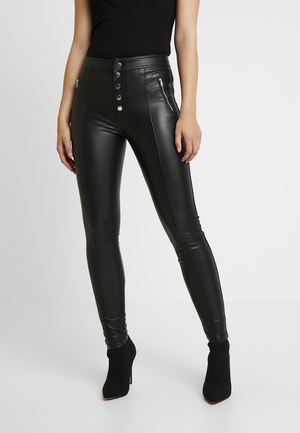 

Брюки ONLY, черный Onlsigga Button Pant, черный