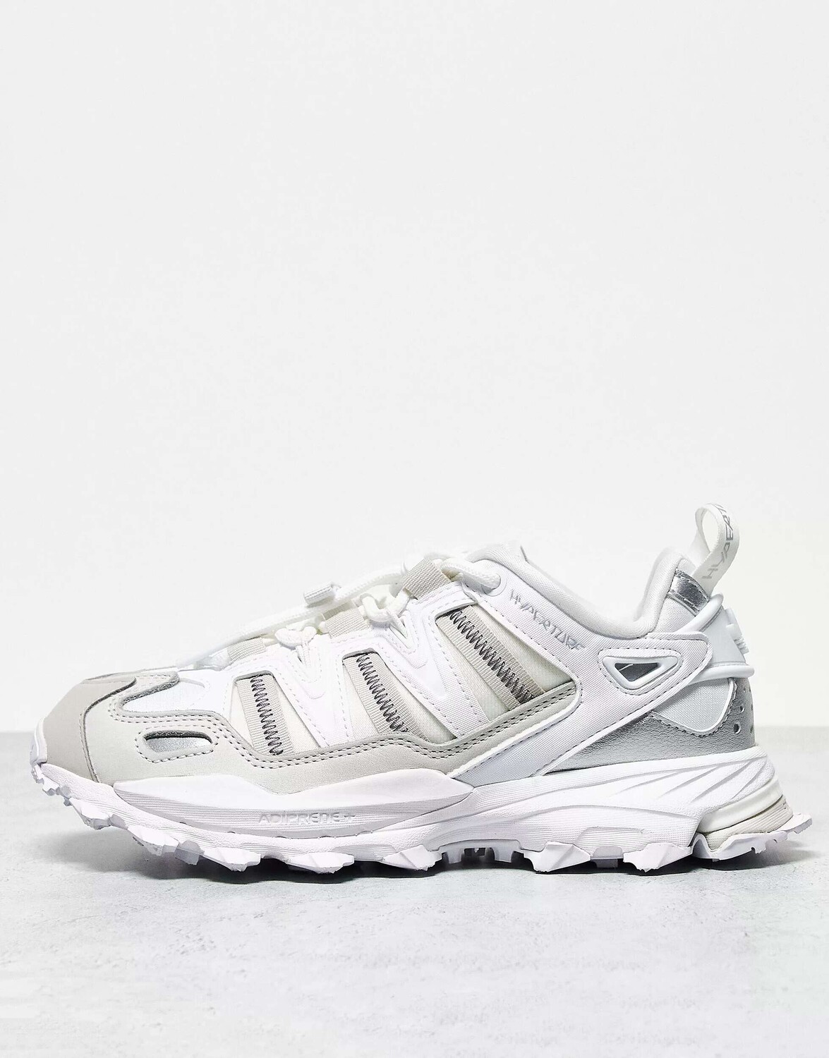

Тройно-белые кроссовки adidas Originals Hyperturf, Белый