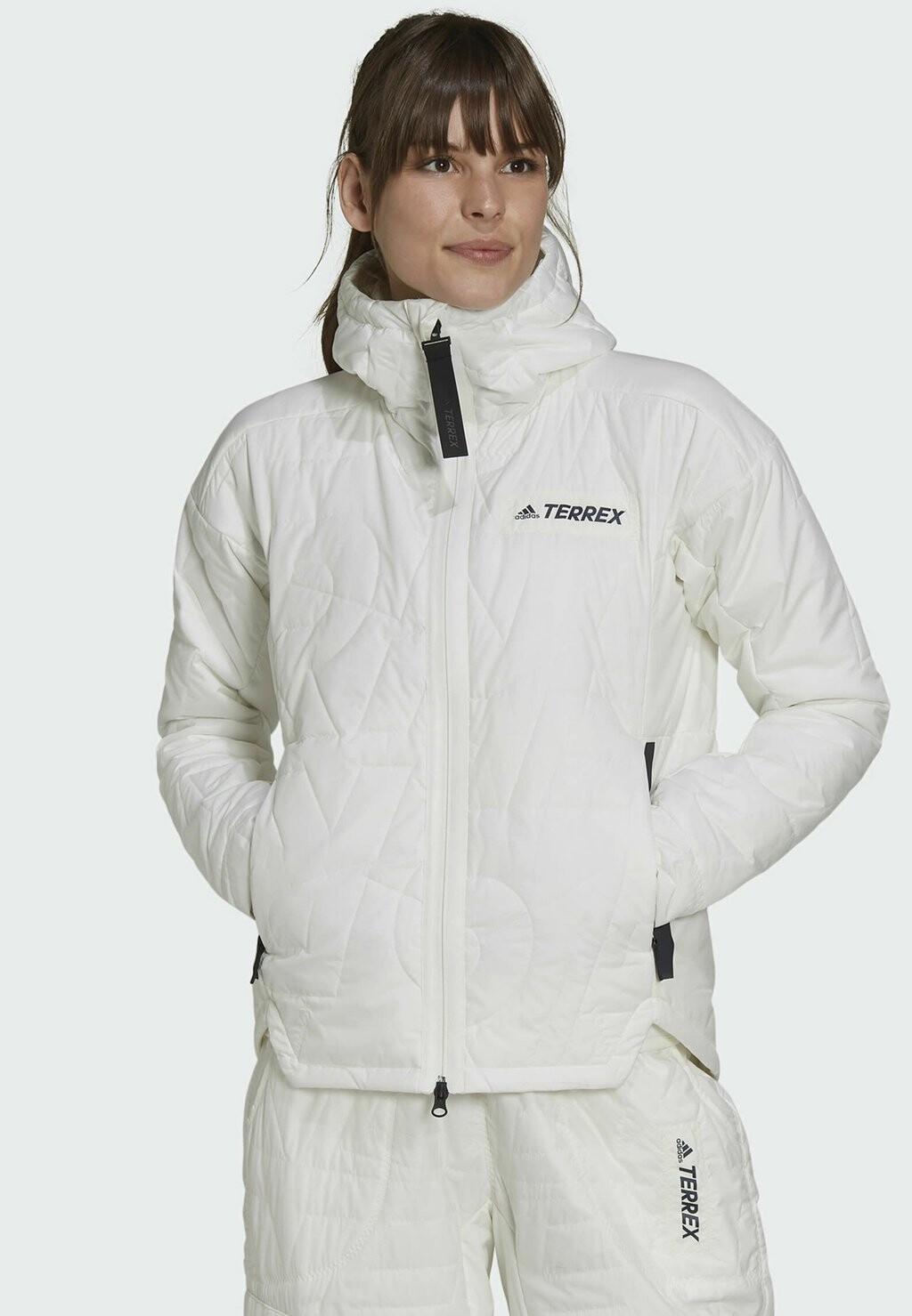 

Зимняя куртка Adidas, белый