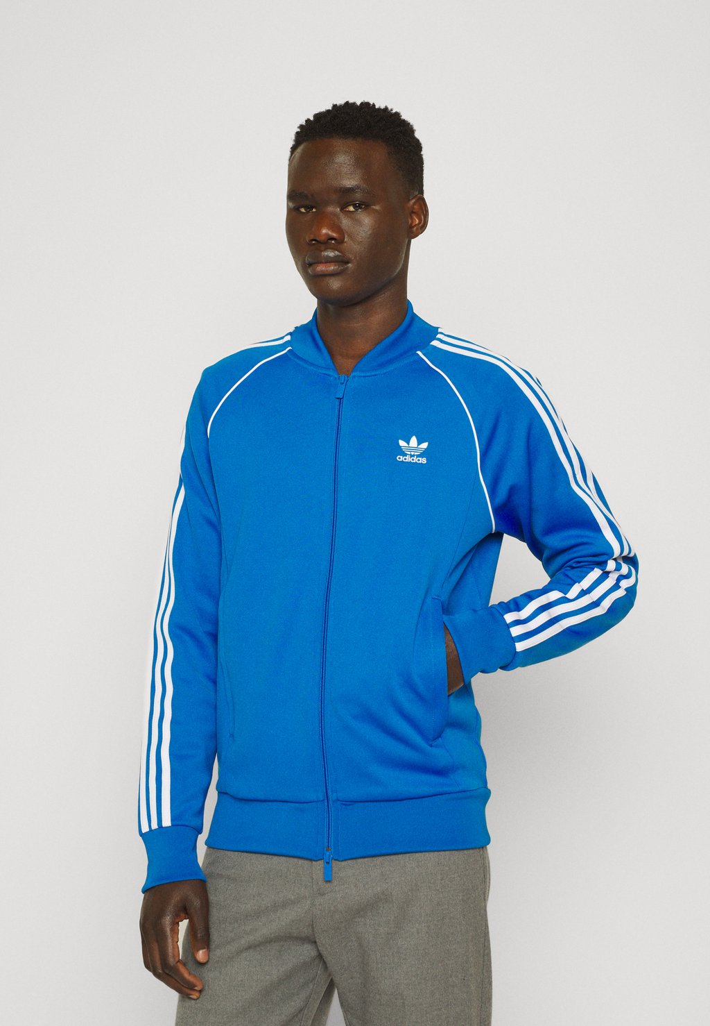 Тренировочная куртка adidas Originals, цвет blue bird/white Originals