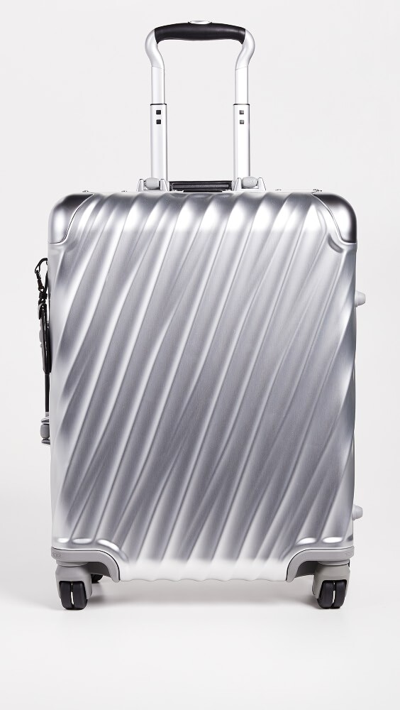 

Сумка TUMI 19 Degree Aluminum Continental Carry On Suitcase, серебряный