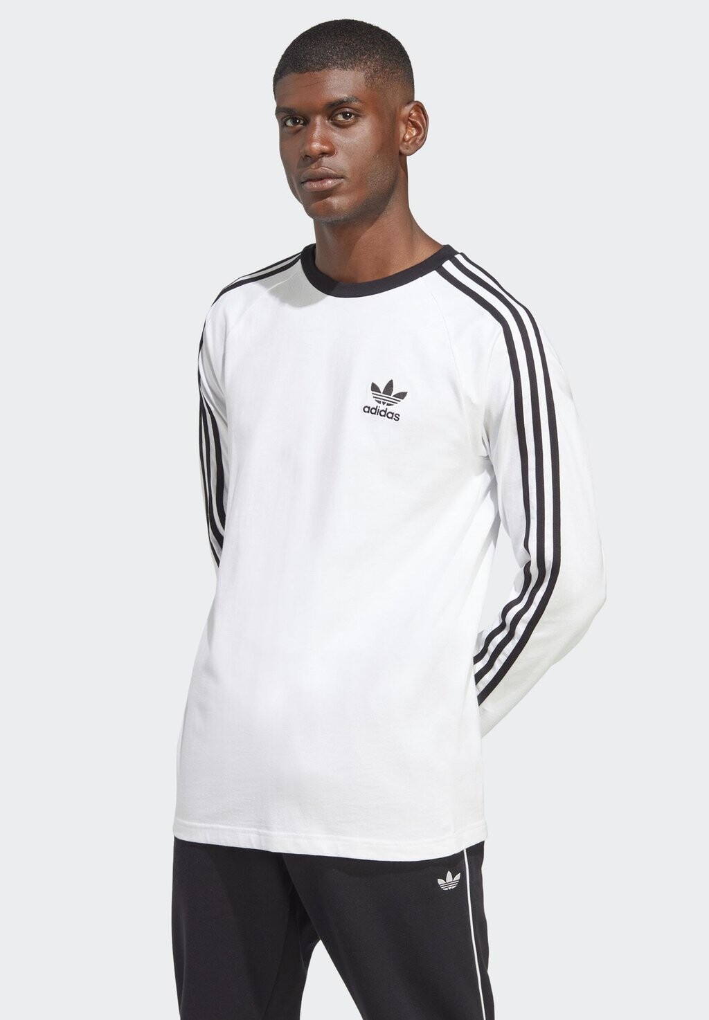 

Футболка с длинным рукавом Adicolor Classics 3-Stripes adidas Originals, белый