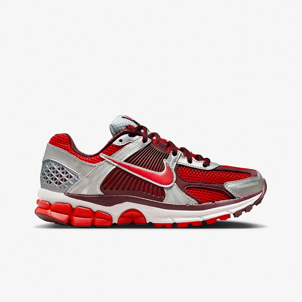 

Кроссовки Zoom Vomero 5 'Mystic Red & Platinum' (W) Nike, красный
