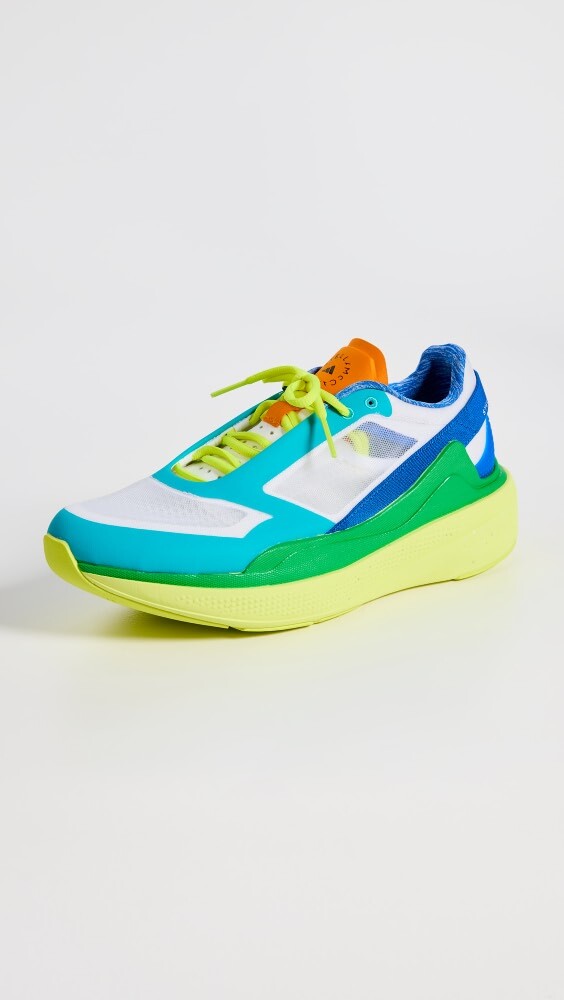 

Кроссовки adidas by Stella McCartney Earthlight, белый