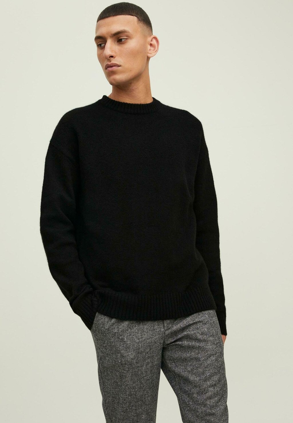 

Свитер Jack & Jones, черный