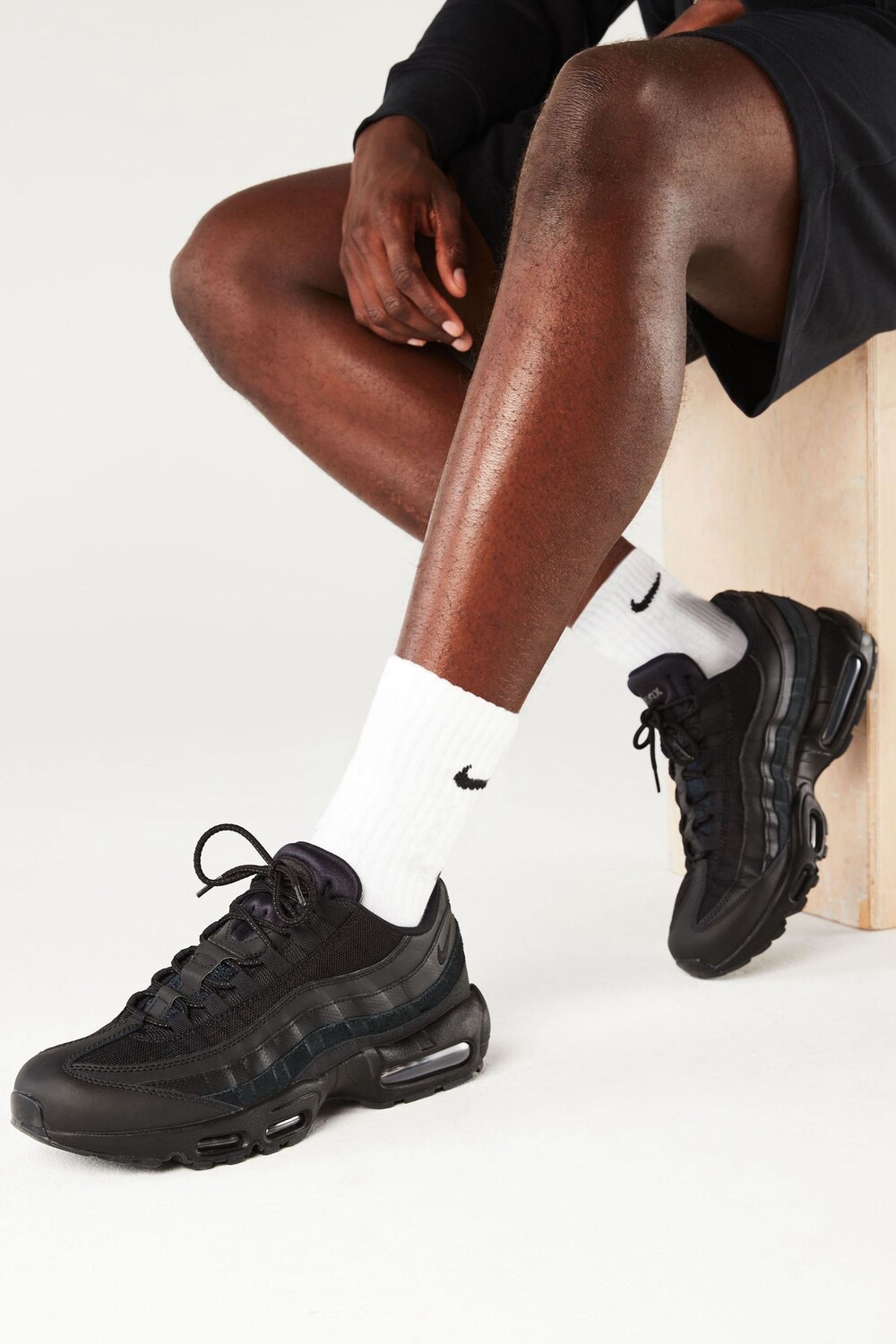 

Спортивная обувь Air Max 95 Nike, черный