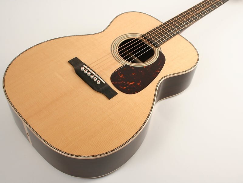 

Акустическая гитара Martin 00-28 Modern Deluxe 2697835