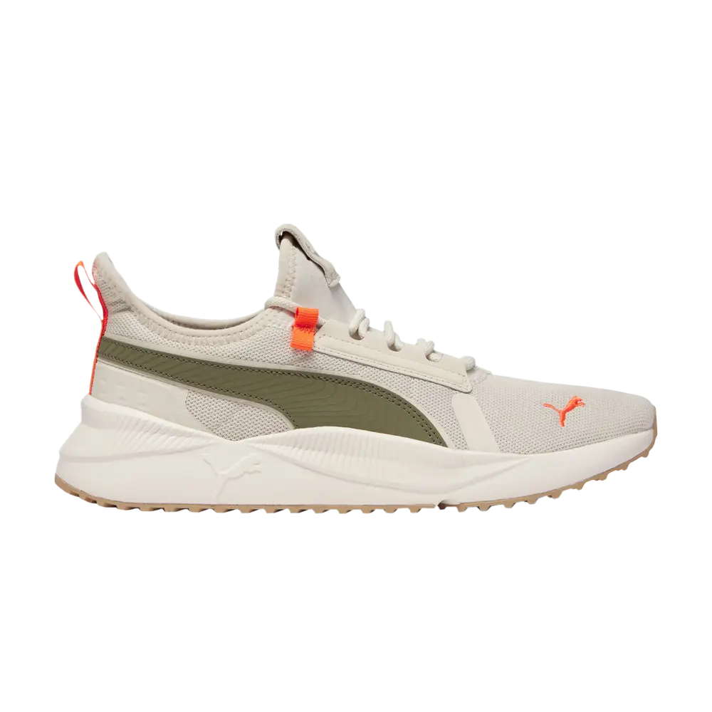 

Кроссовки Pacer Future Puma, кремовый