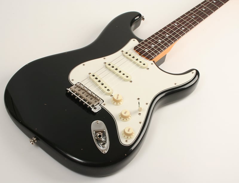 Электрогитара Fender Custom Shop Limited Edition '64 Strat Journeyman Relic With Closet Classic Hardware Aged Black CZ575486 black marble weight against the door limited edition