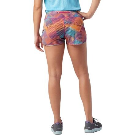 

Короткие шорты Merino Sport на подкладке женские Smartwool, цвет Festive Fuchsia Mountain Plaid Print