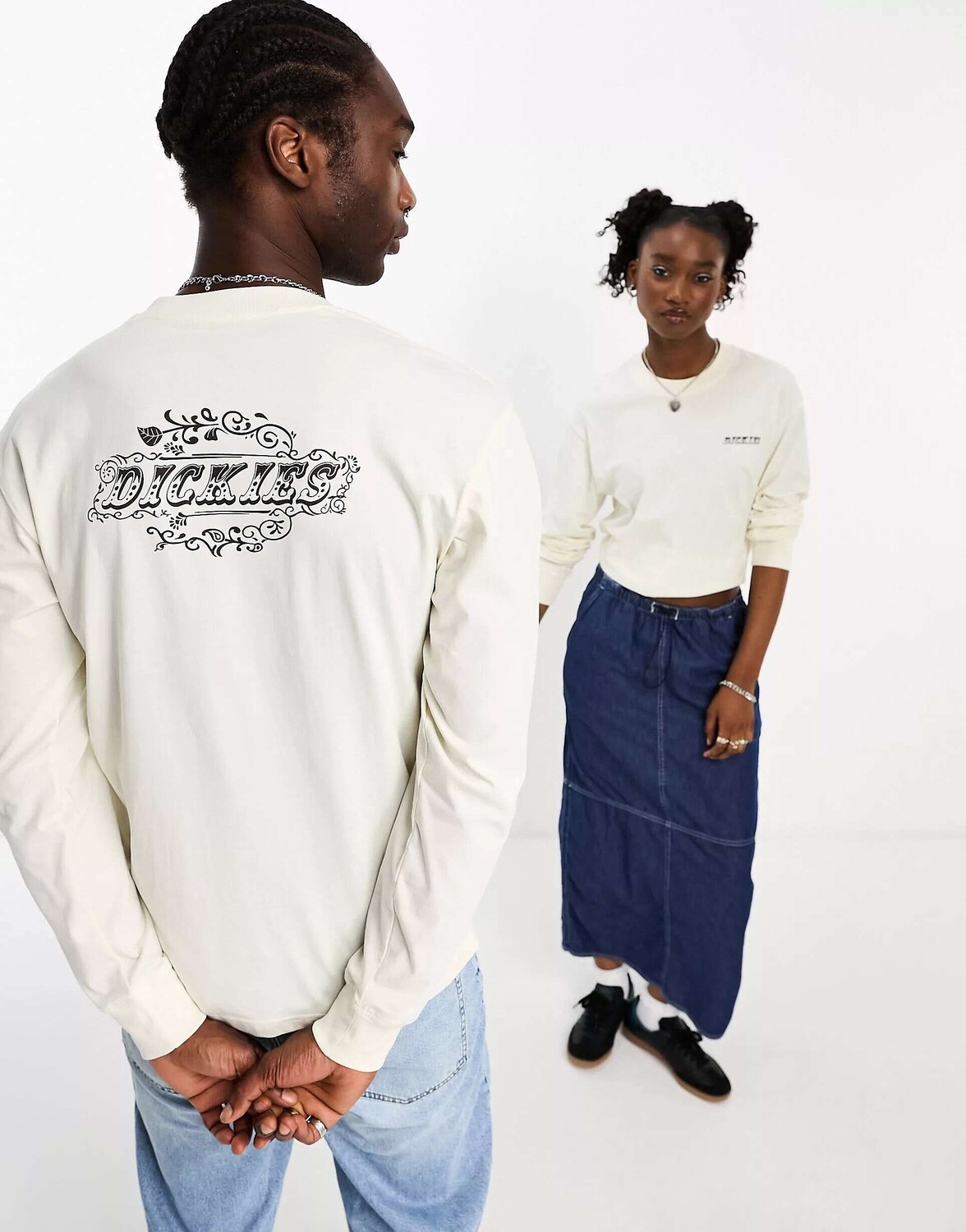 

Белая футболка с длинными рукавами и принтом песочного цвета Dickies, Белый