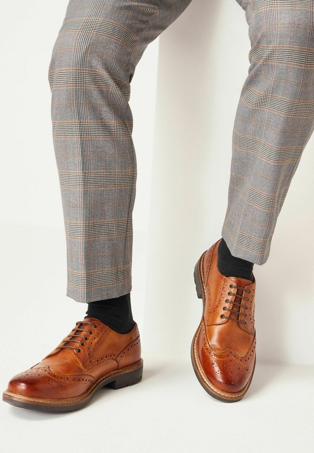 

Элегантные туфли на шнуровке Modern Heritage Next, цвет tan brown