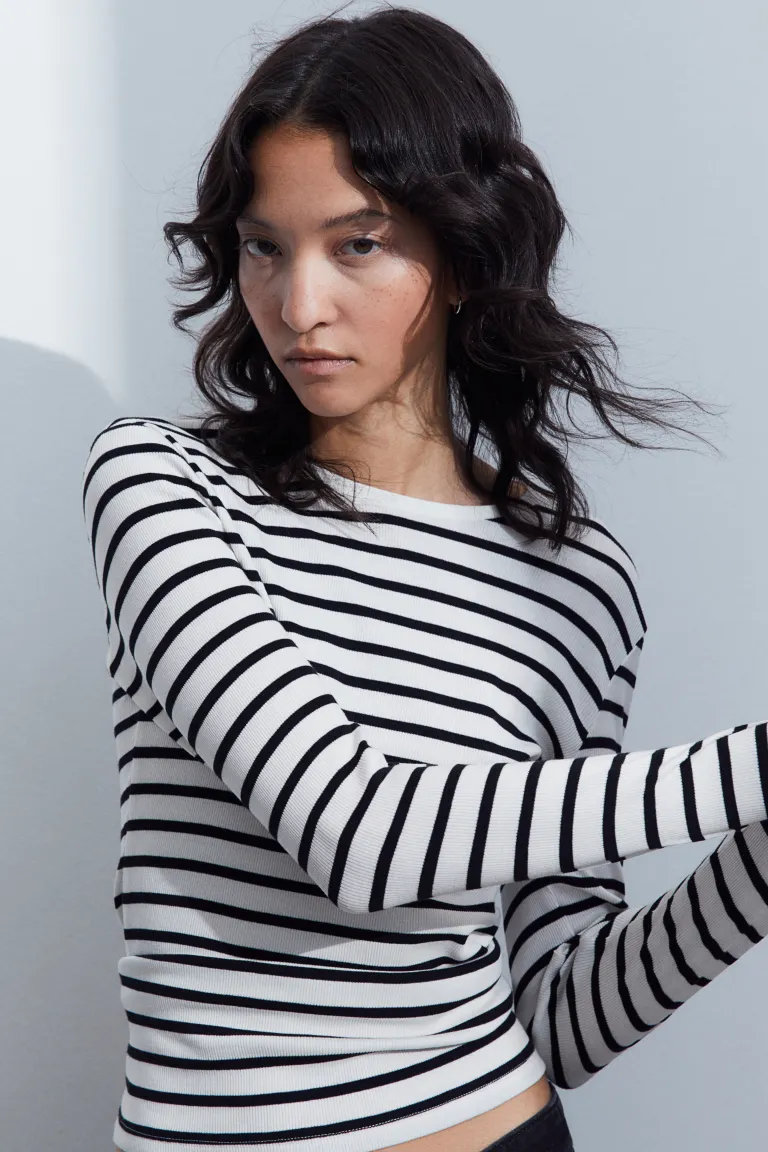 

Блуза со сборками и длинными рукавами H&M, белый