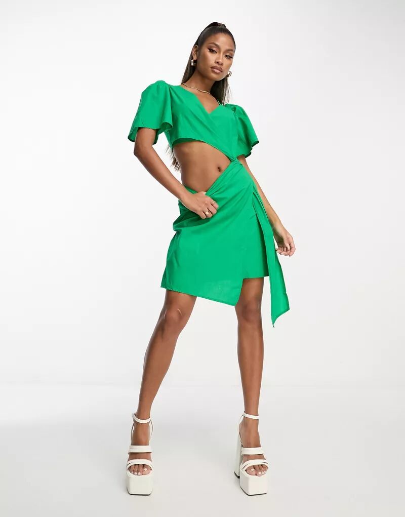 Ярко-зеленое мини-платье Rebellious Fashion с запахом спереди и асимметричным кроем