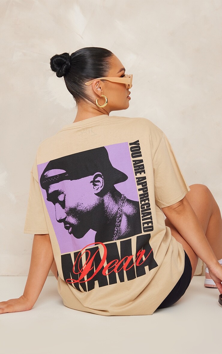 

PrettyLittleThing Футболка с принтом Stone Tupac Dear Mama