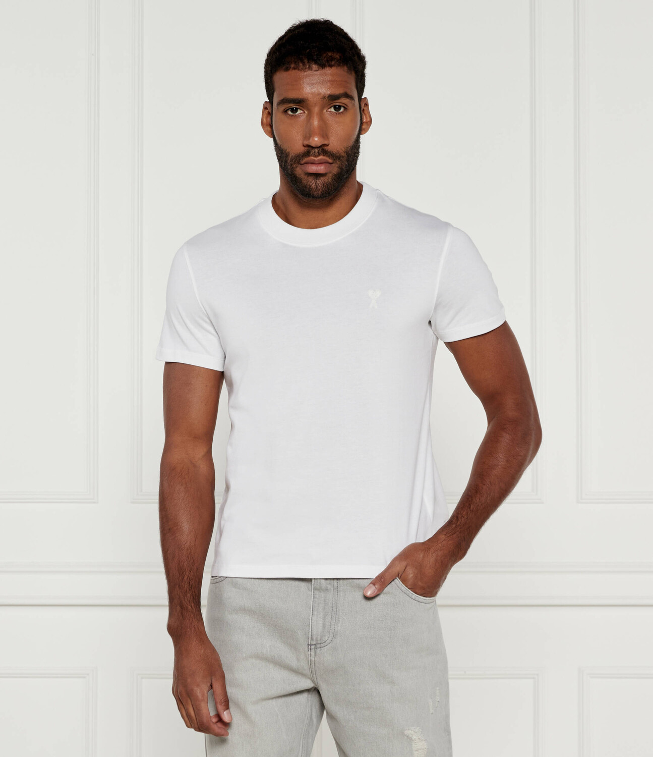 

Футболка AMI Paris Regular Fit, белый