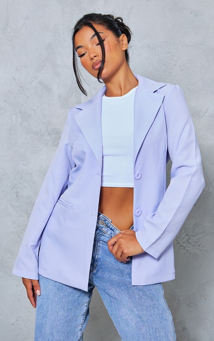 

PrettyLittleThing Сиреневый структурированный базовый пиджак приталенного кроя