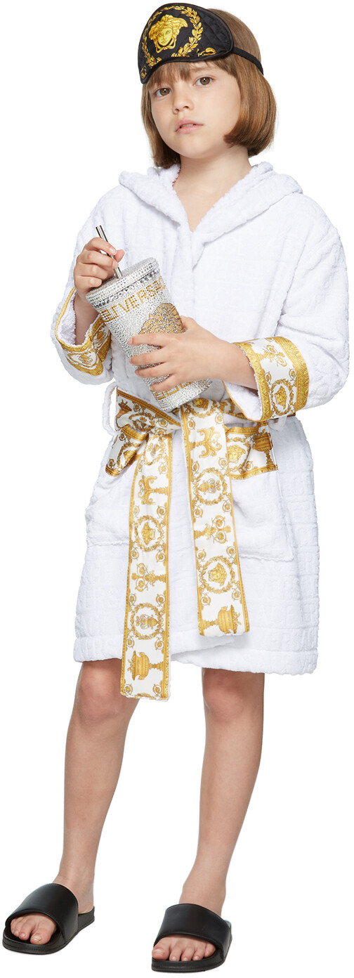 

Детский белый банный халат с капюшоном в стиле барокко I Heart, белый Versace